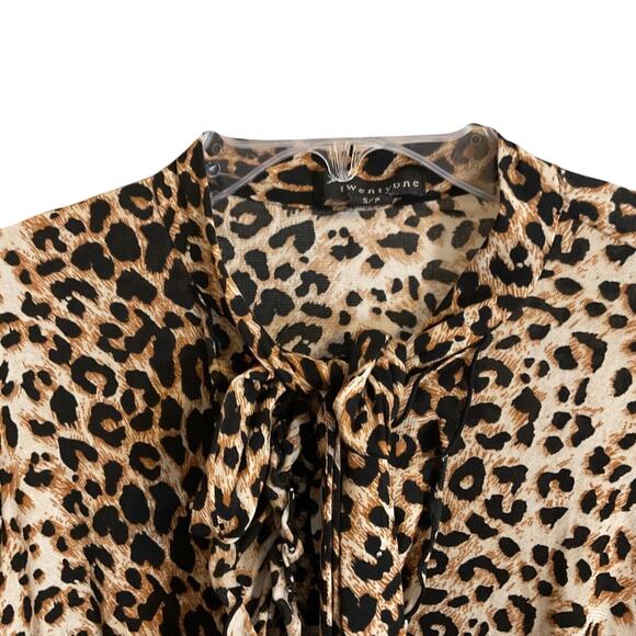Twenty One Leopard Print Top Ruffle Size S Accent Tie Neck Elastic Waist Spring - Picture 3 of 15